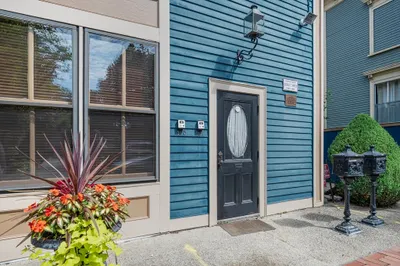 407 Broadway St #2 1
