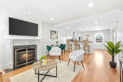 15 Belmont St #1 1