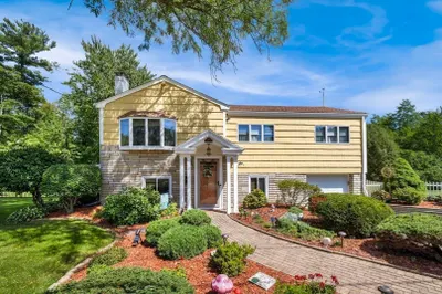 12 Carpenter Road 1