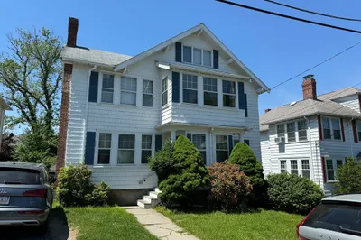 24 Holden Rd #2