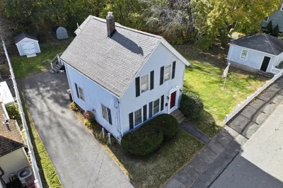 49 Greenhood St 1