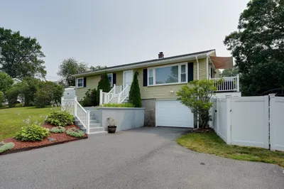 8 John F Kennedy Ave 1