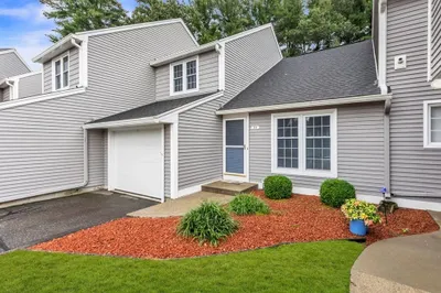 71 Chapin Greene Dr #71 1