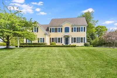 20 Sanctuary Pond Rd 1
