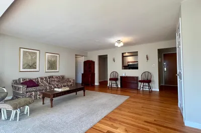 1 Commodore Ct #104 1