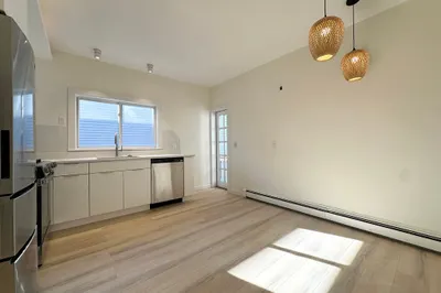 144 Spring St #3F