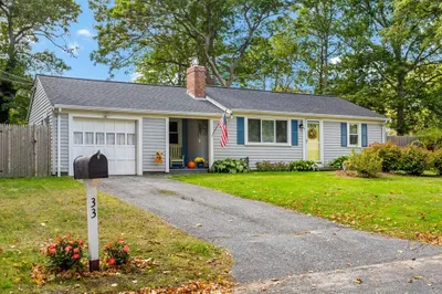33 Sparrow Way