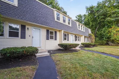9 Debra Ln #1 1