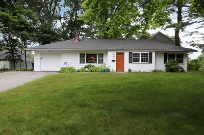 17 Wedgewood Rd