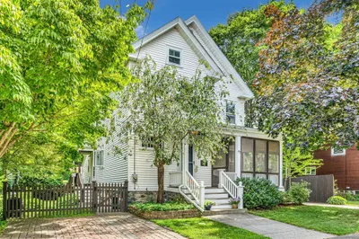 47 Brooks St 1
