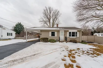 52 Beveridge Blvd 1