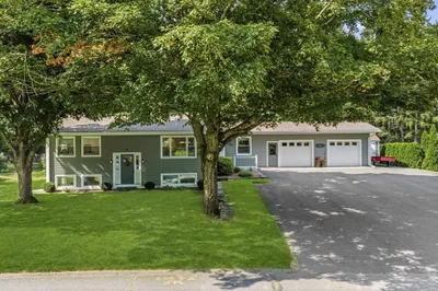 6 W Park Dr 1