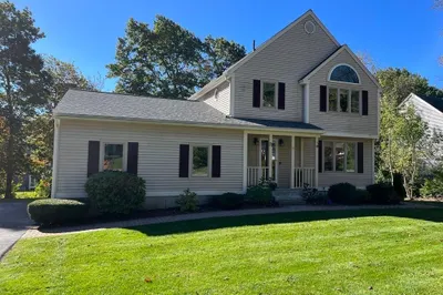 21 Laurelwood Dr 1