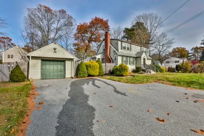 12 Olean Road 1