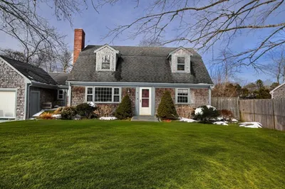 22 Winsome Rd