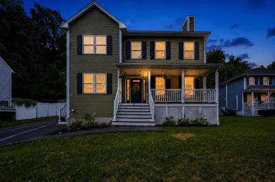 6 Bard St 1