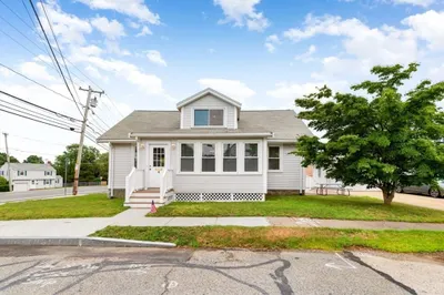 4 Hope Ave