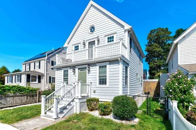 110 Charles St 1