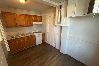 139-141 Franklin St #1