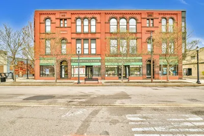 17 Main Street #202 1