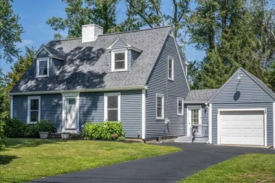 89 Lebanon St 1
