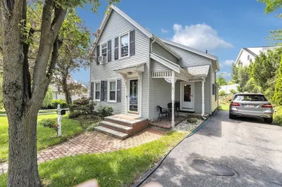 252 Railroad Ave
