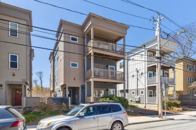 89 Brookley Rd #1