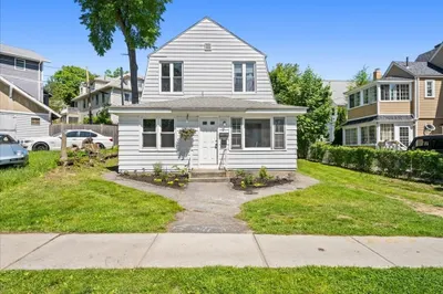 4 Howland Terrace