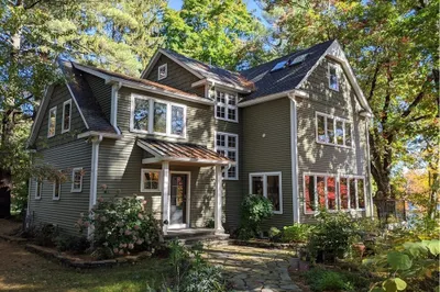 68 Hudson Rd 1