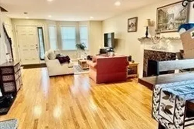 24 Bacon Street #24