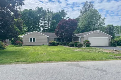 99 Homestead Cir 1
