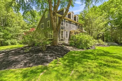 137 Cedar St 1
