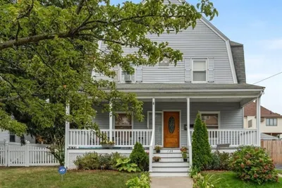 124 Sheridan Ave #1