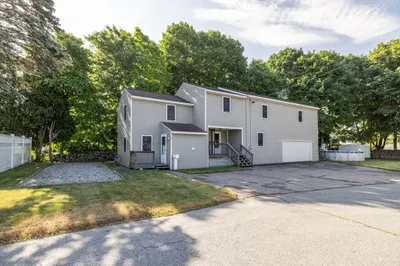 24 Knapp St
