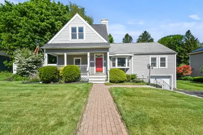 23 Rockland Road 1