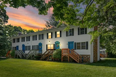 55 Bliss Ave #4