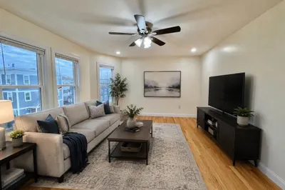 12 Boyd St #3 1