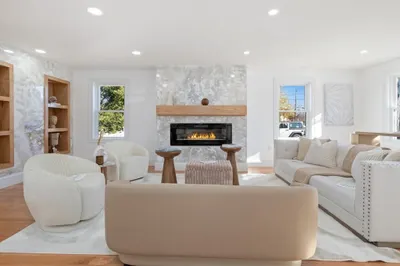 9 Nyack St 1