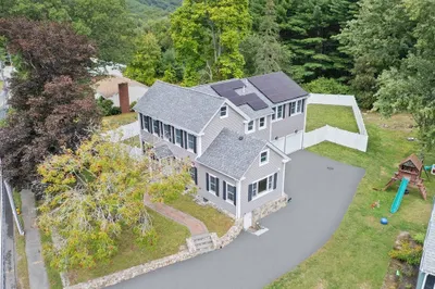1767 Trapelo Road 1