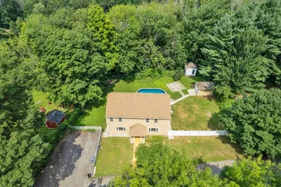 71 Tobin Rd 1