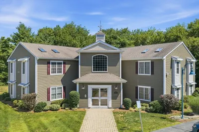 215 Longmeadow Rd #104