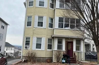 104 Sterling St 1