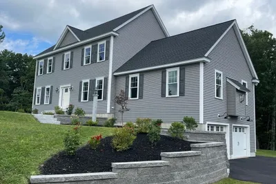 33 Paugus Trail 1