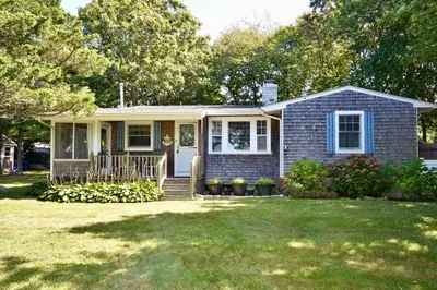 73 Balsam St