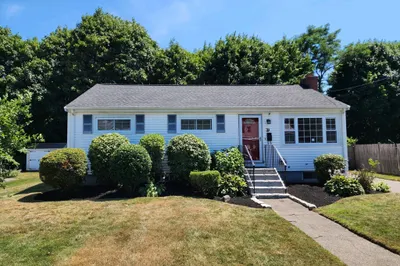 39 Barton St