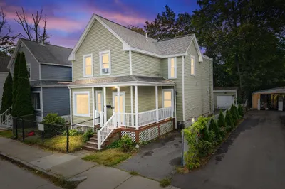 17 Oakland St 1