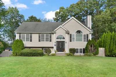 31 Plainfield St