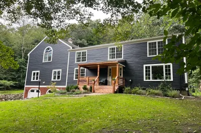 118 Old Bolton Rd 1