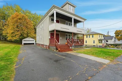 25 Maple St