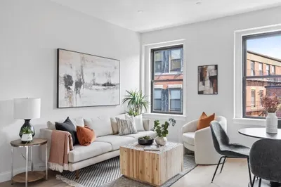 166 Salem St #8